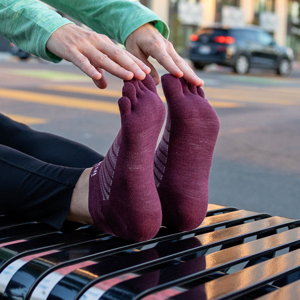 Injinji Run Nuwool No-Show - Chaussettes à orteils Garnet