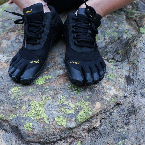 Vibram Fivefingers V-Trek Insulated Barefoot Shoes Noir