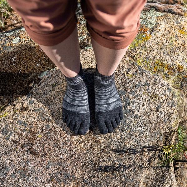 Chaussettes Injinji Outdoor MDW Mini-Crew - Anthracite